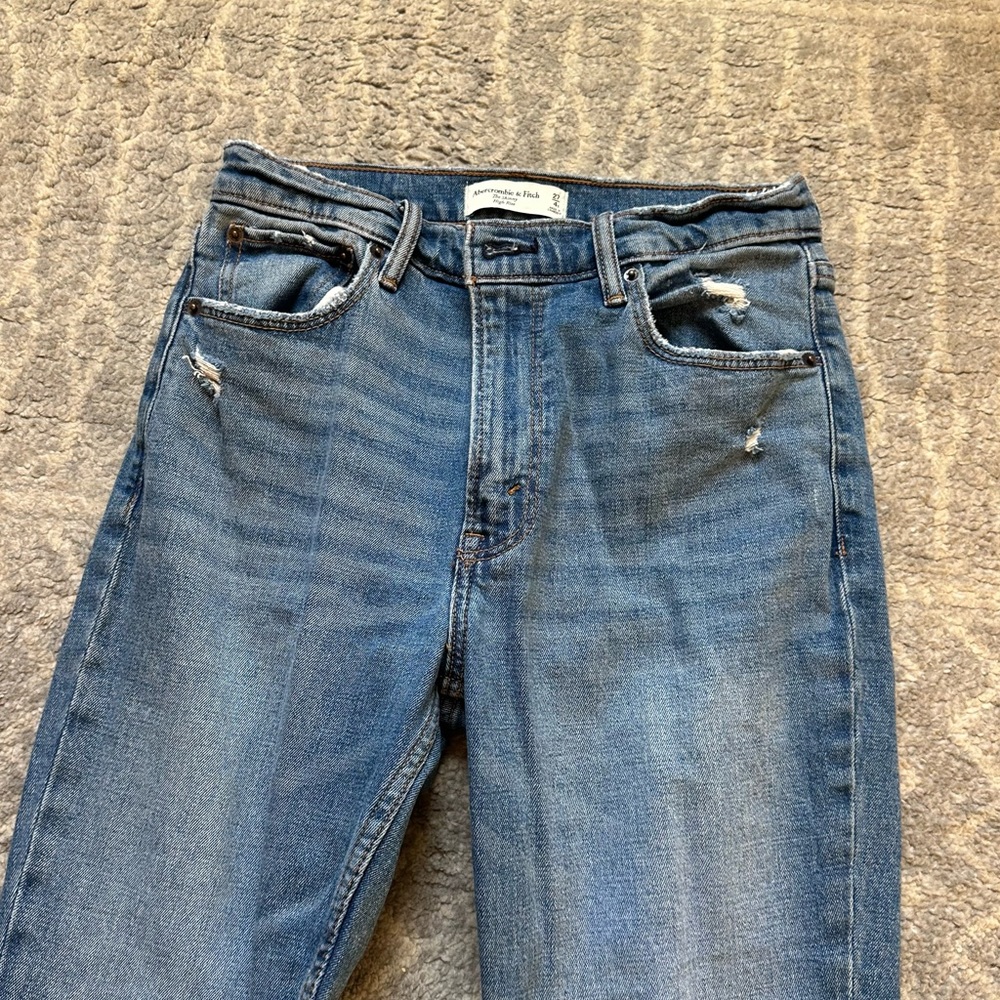 A&F The Skinny High Rise Jeans - Picture 7 of 7